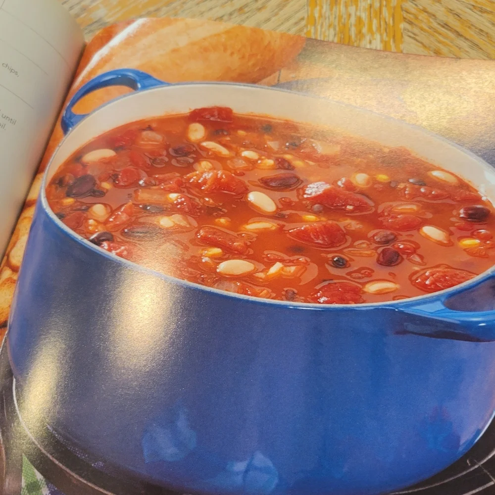 Taste of Home The New Potluck Cookbook